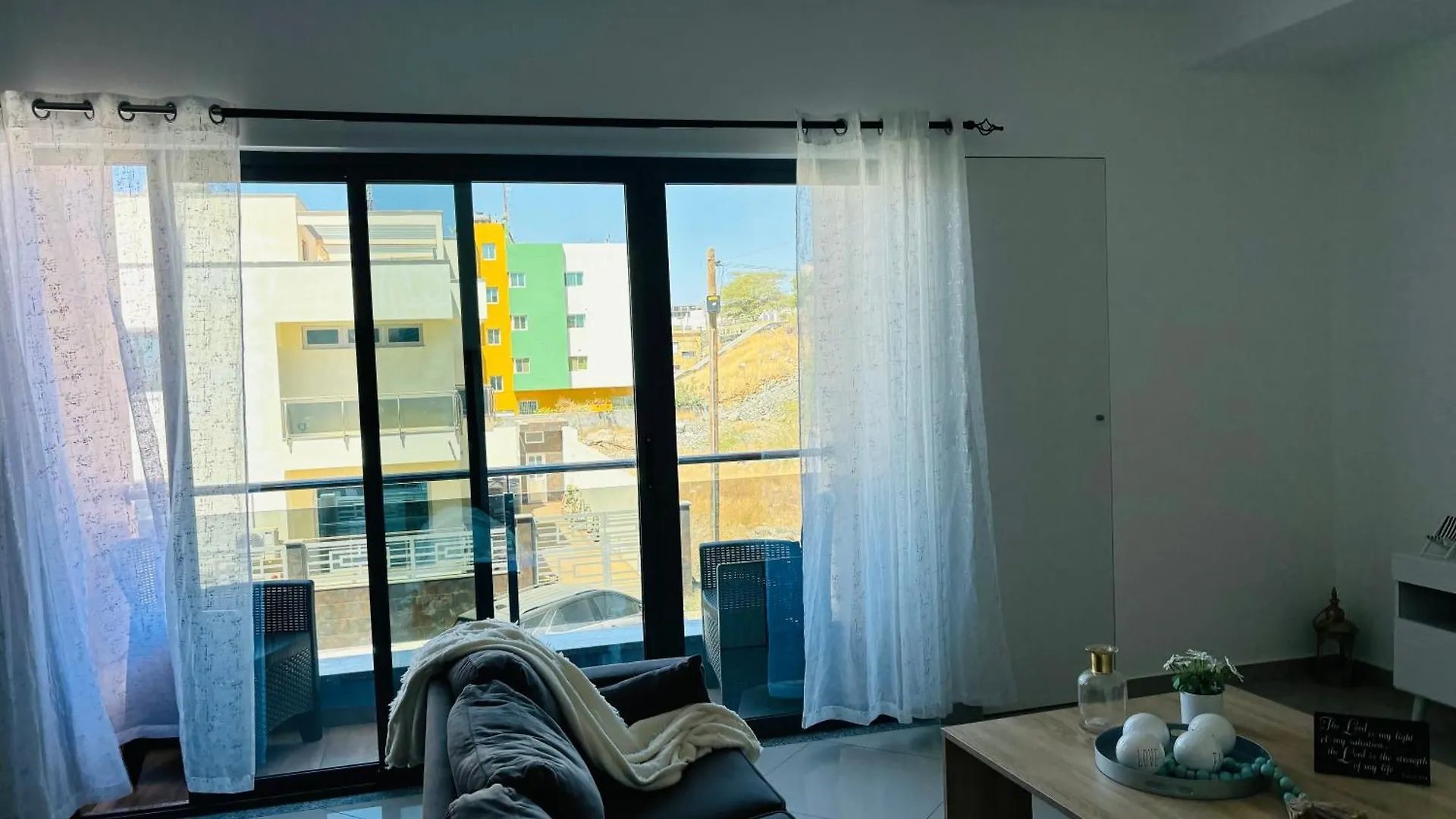 Techas Near Beach Apt With Pool Praia Apartment