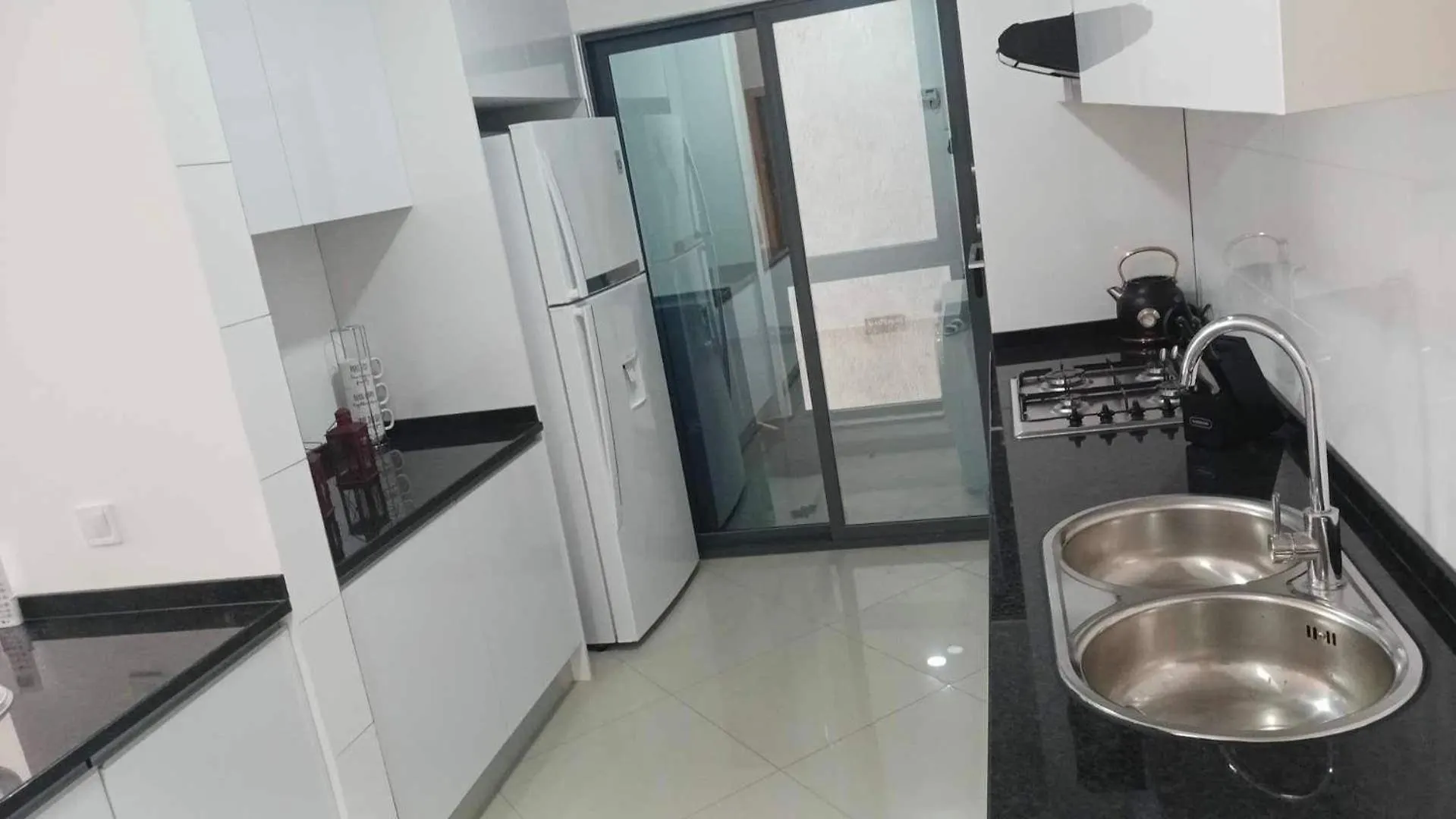 Techas Near Beach Apt With Pool Praia 0*,
