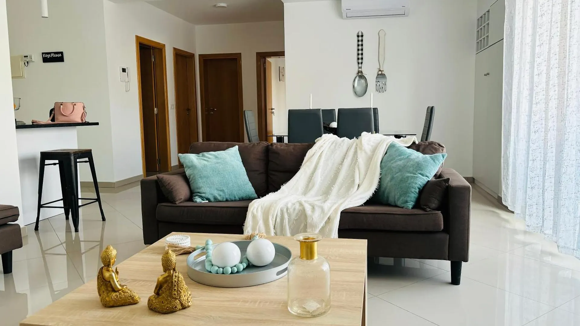 Techas Near Beach Apt With Pool Praia