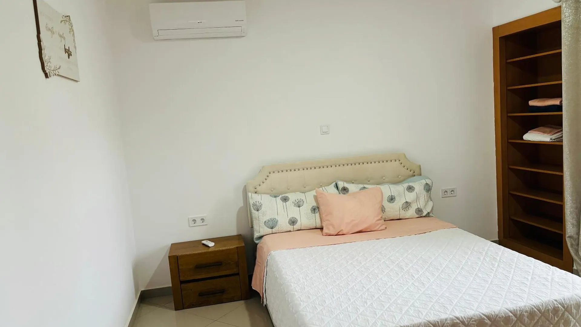 Techas Near Beach Apt With Pool Praia Cape Verde