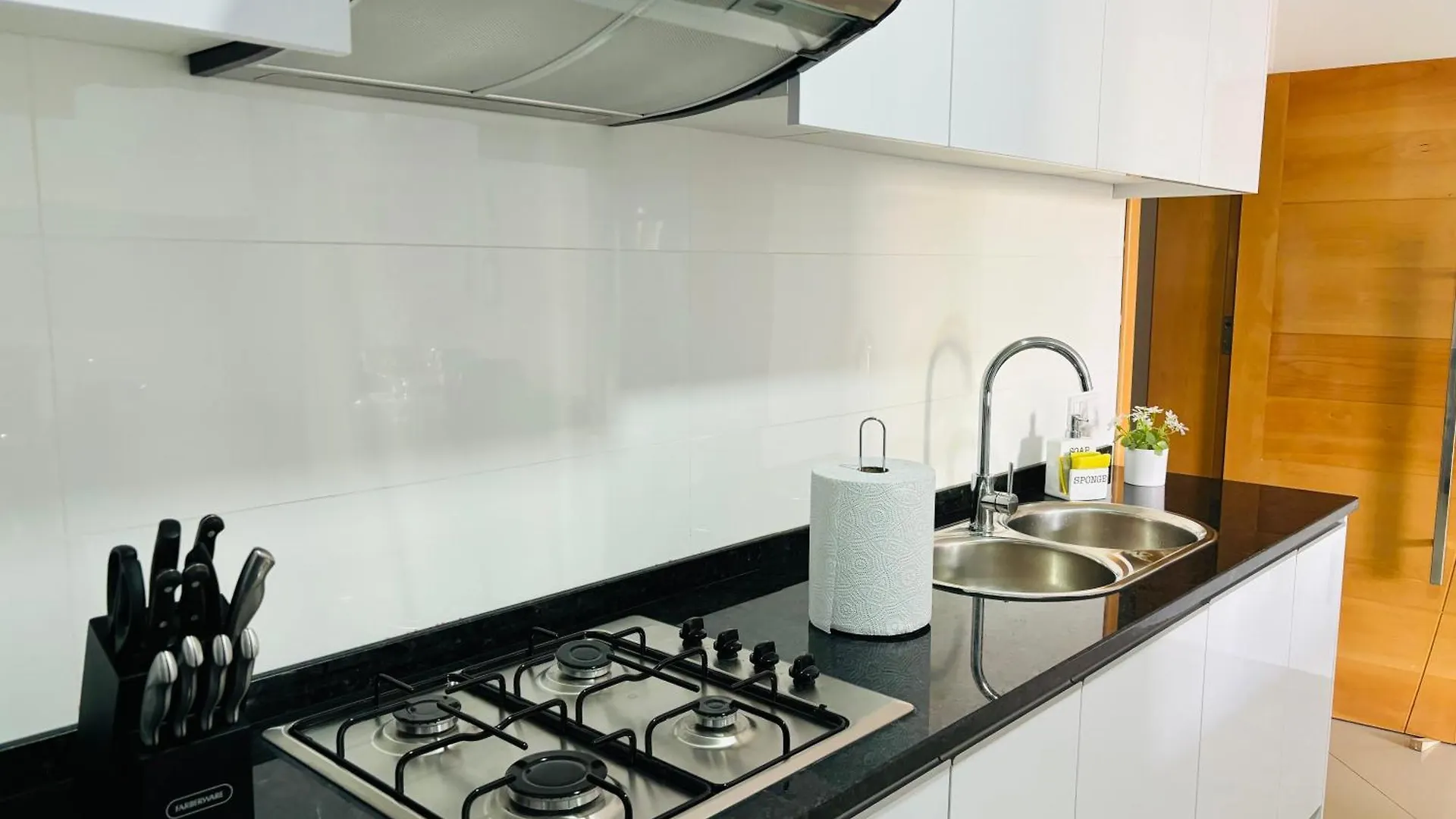 Techas Near Beach Apt With Pool Praia 0*,  Capo Verde